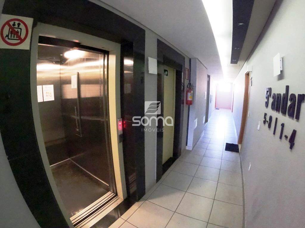 Flat para aluguel no Centro: 