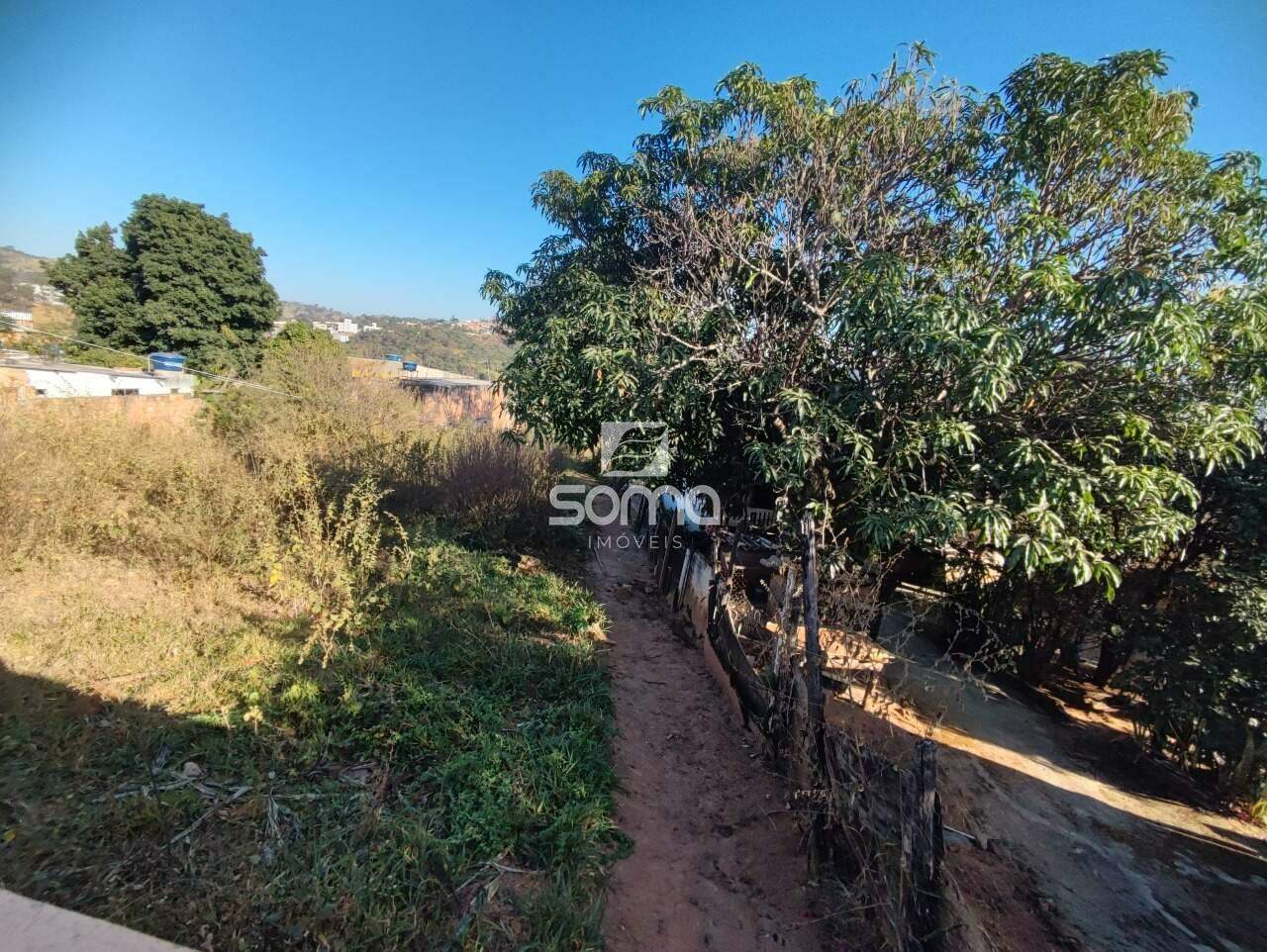 Lote à venda no Jequitibá: