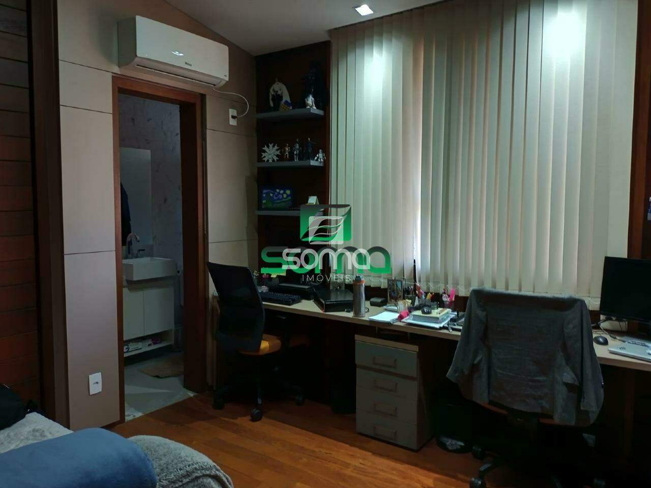 Casa em condomínio à venda no Condominio Rosa dos Ventos: 