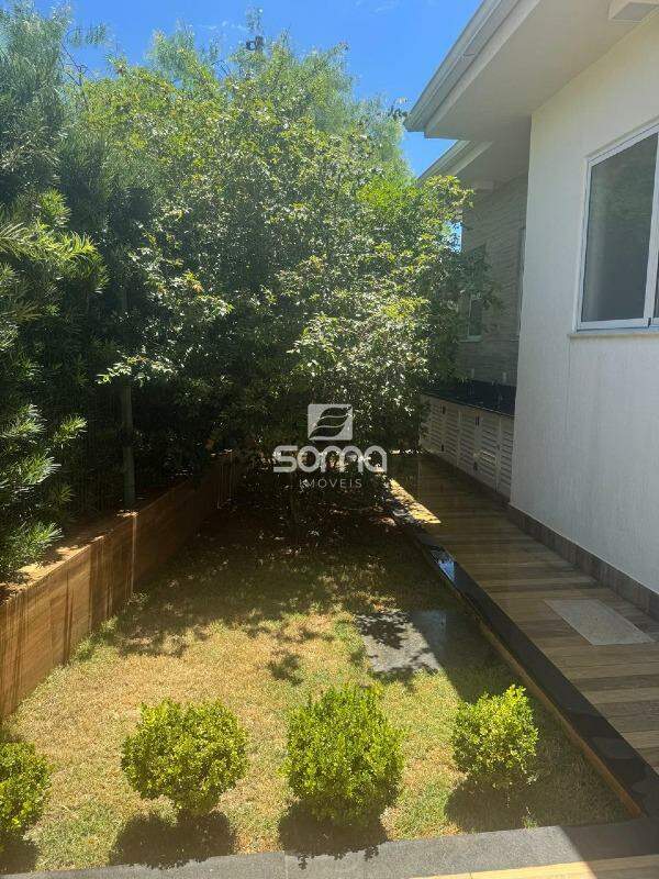 Casa em condomínio à venda no Condomínio Gran Park: 