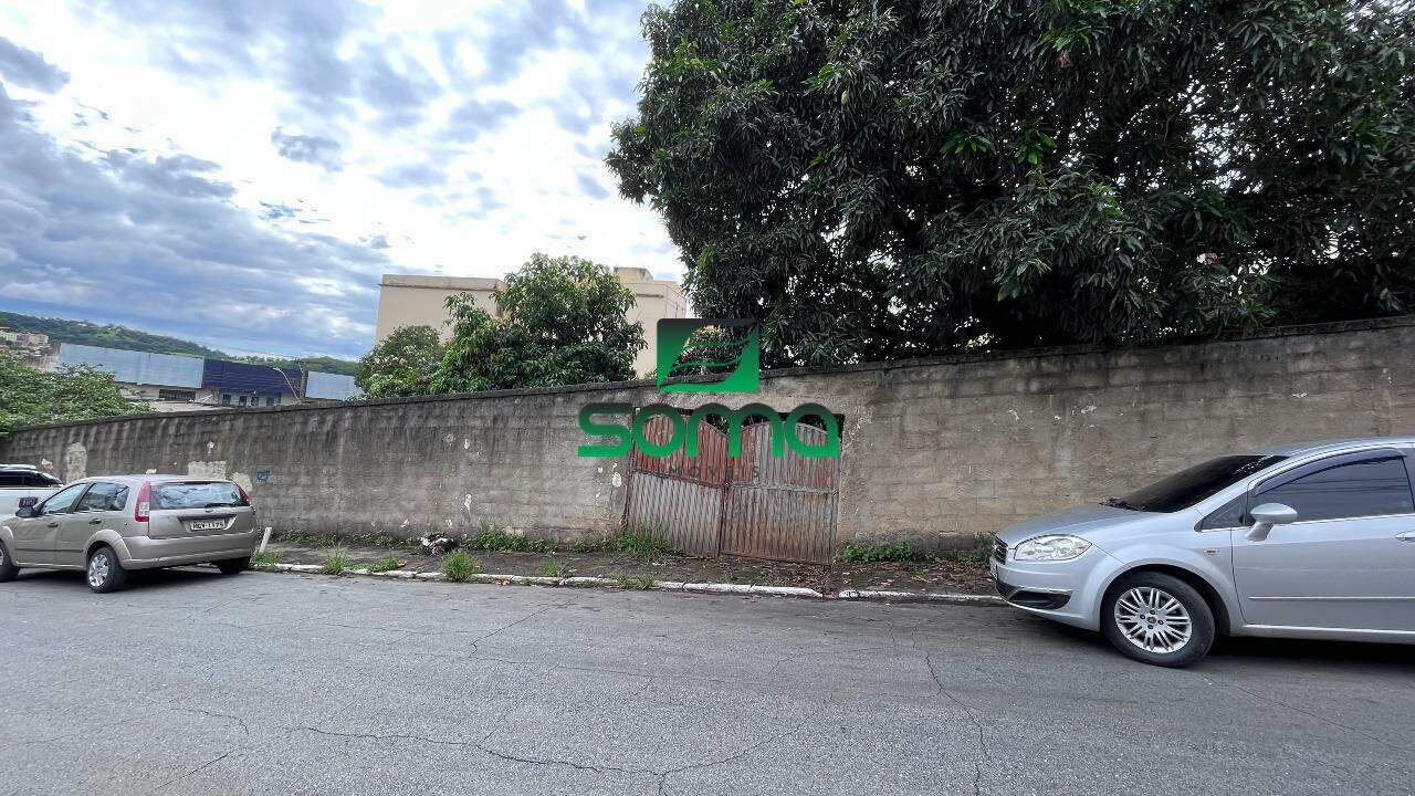Lote à venda no Názia I: