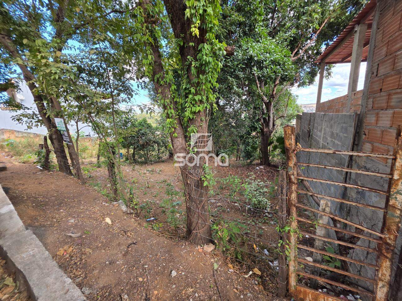 Lote à venda no Vale Formoso: