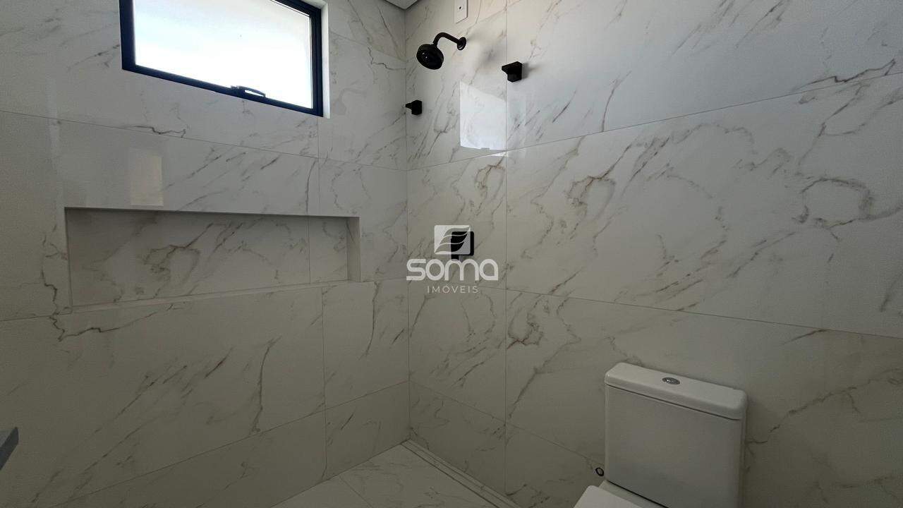 Casa em condomínio à venda no Condominio Rosa dos Ventos: 