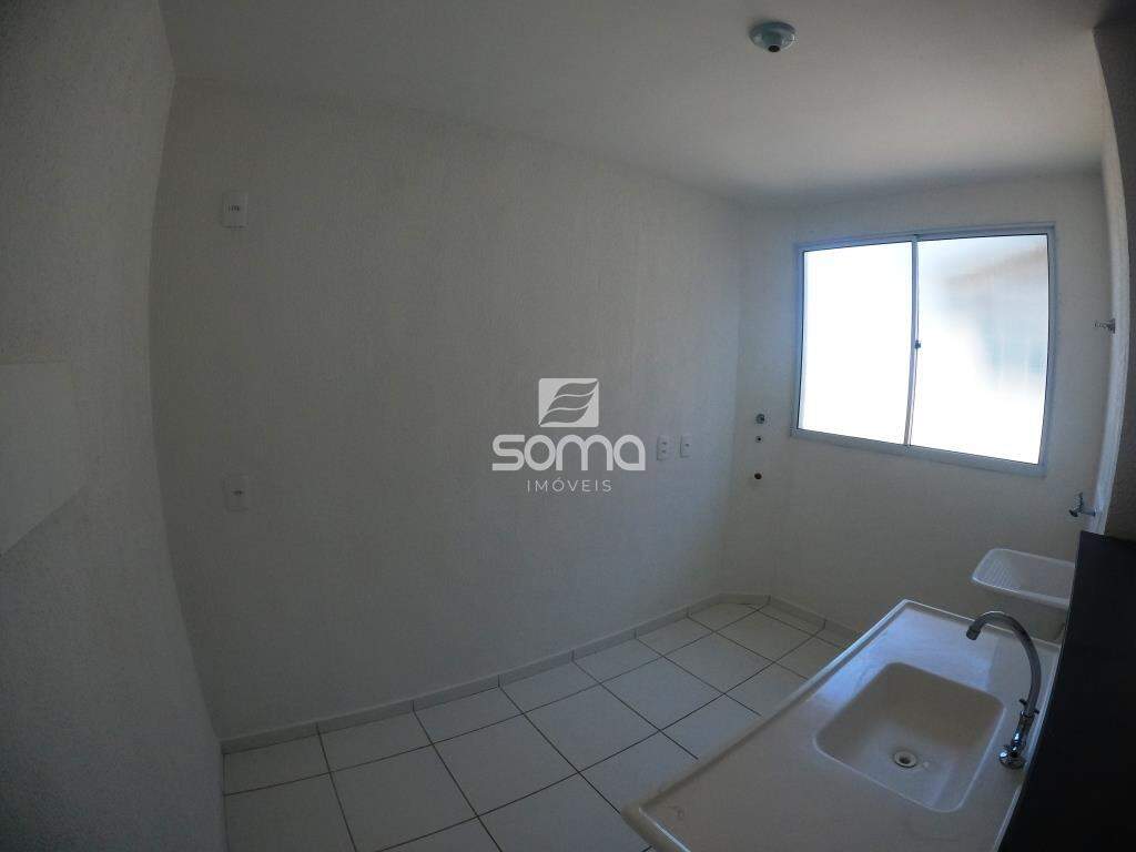 Apartamento para aluguel no Bernardo de Souza: 