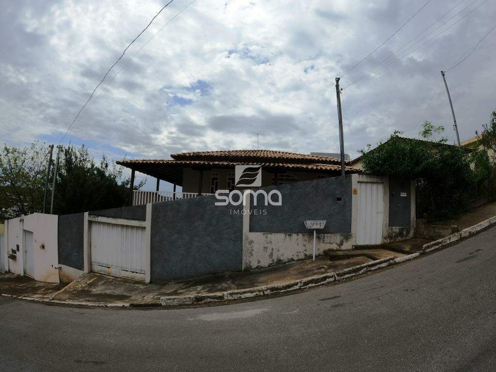 Casa para aluguel no Recanto do Valle: