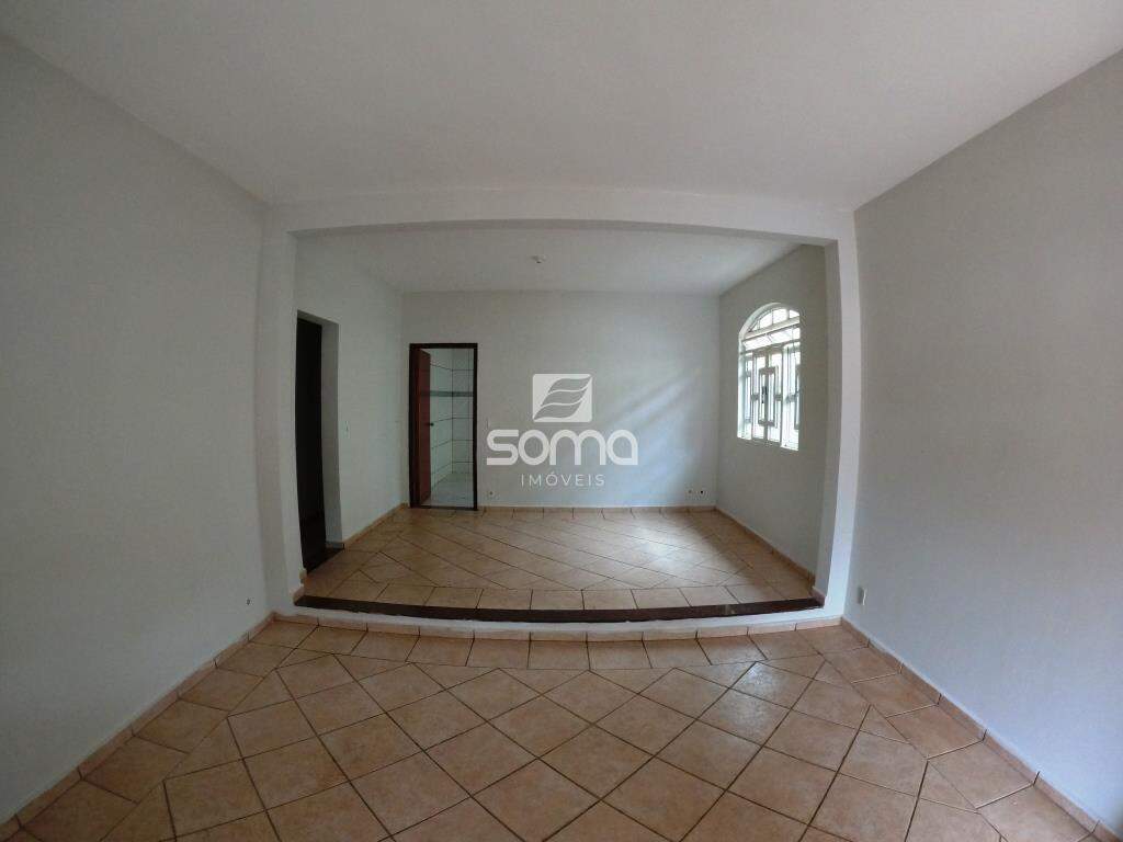 Casa para aluguel no Recanto do Valle: