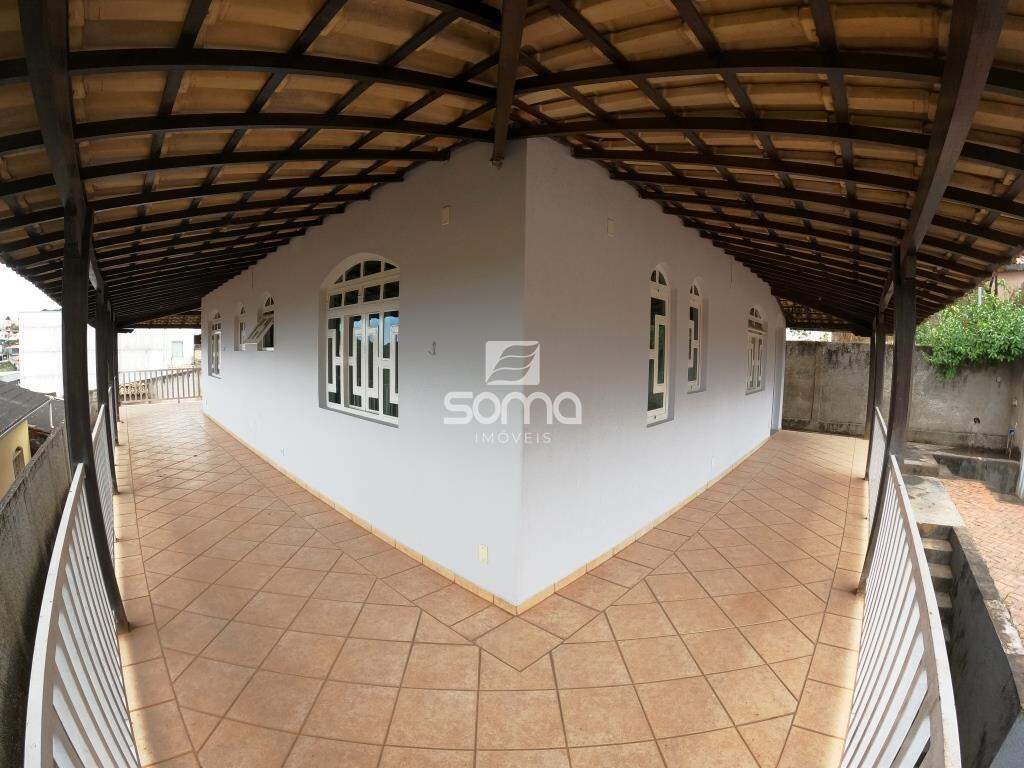 Casa para aluguel no Recanto do Valle:
