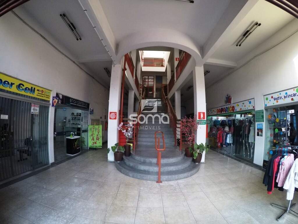 Sala para aluguel no Centro: