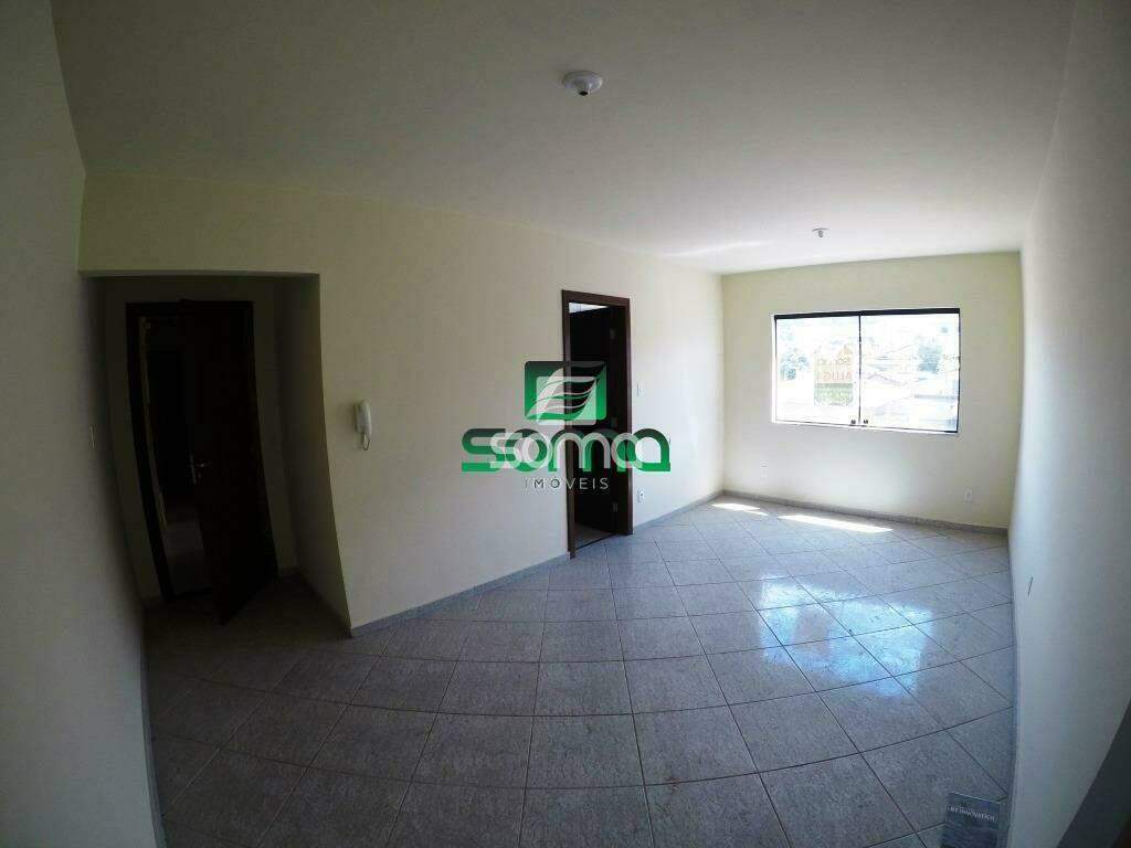 Apartamento à venda no Célvia: 