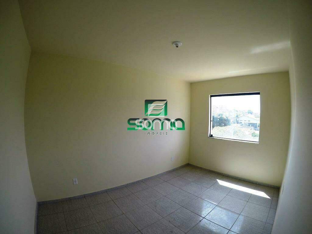 Apartamento à venda no Célvia: 