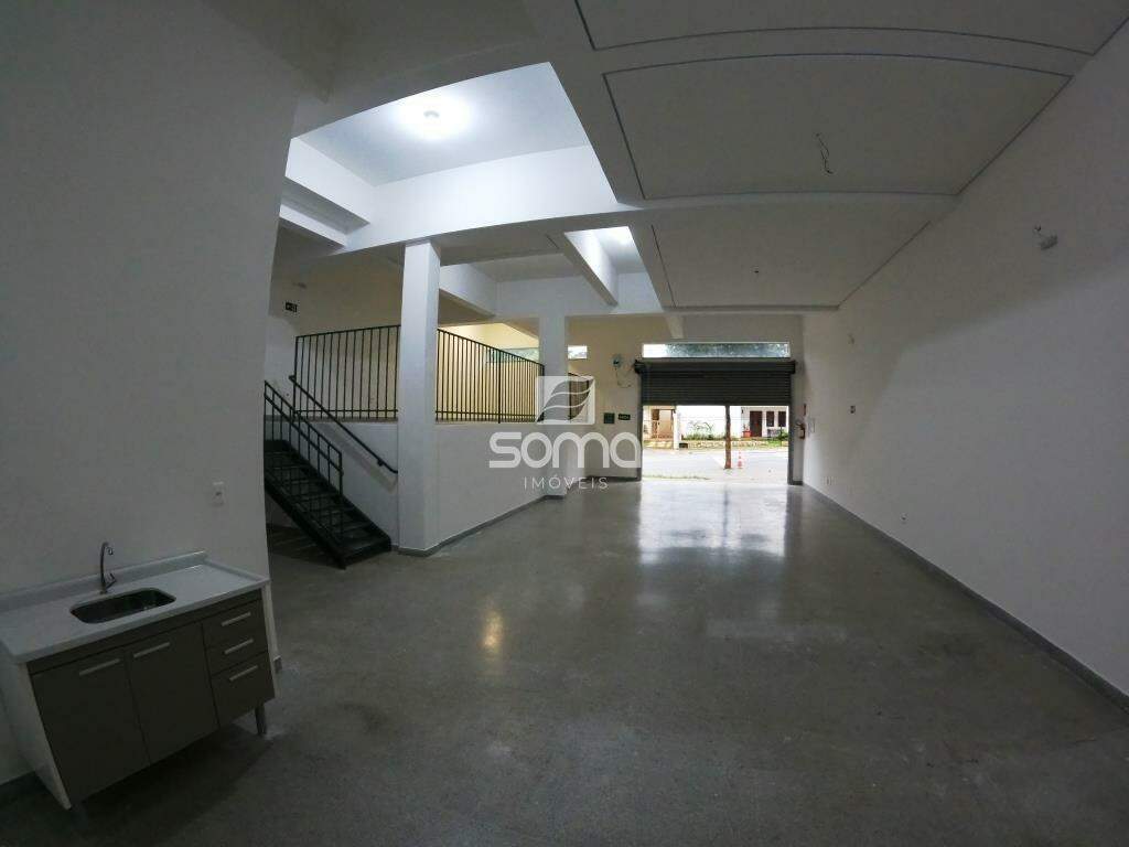 Loja para aluguel no Názia I: 