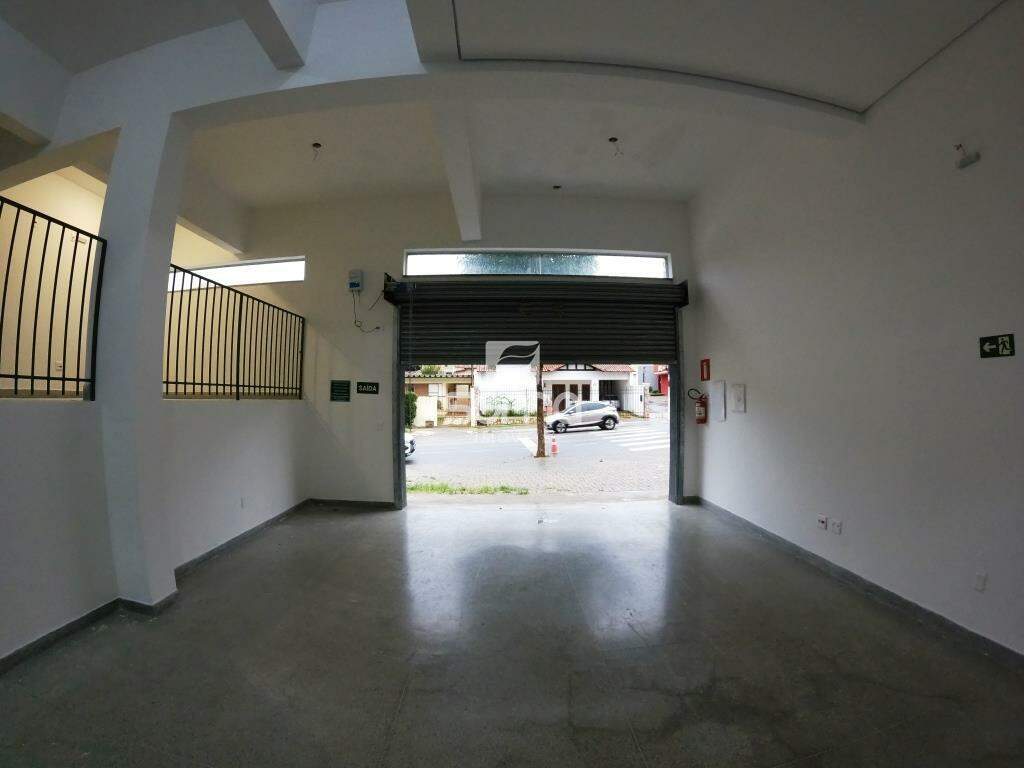 Loja para aluguel no Názia I: 