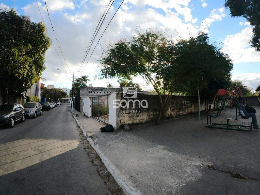 Lote para aluguel no Centro: 