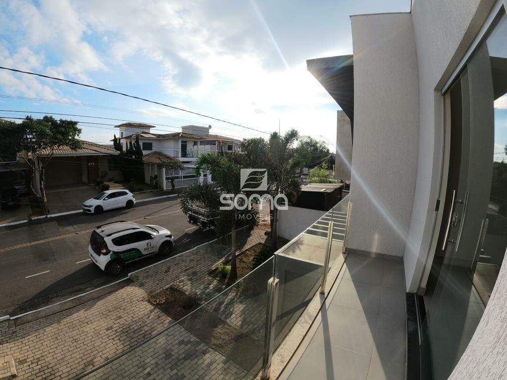 Casa em condomínio para aluguel no Rosa dos Ventos: 