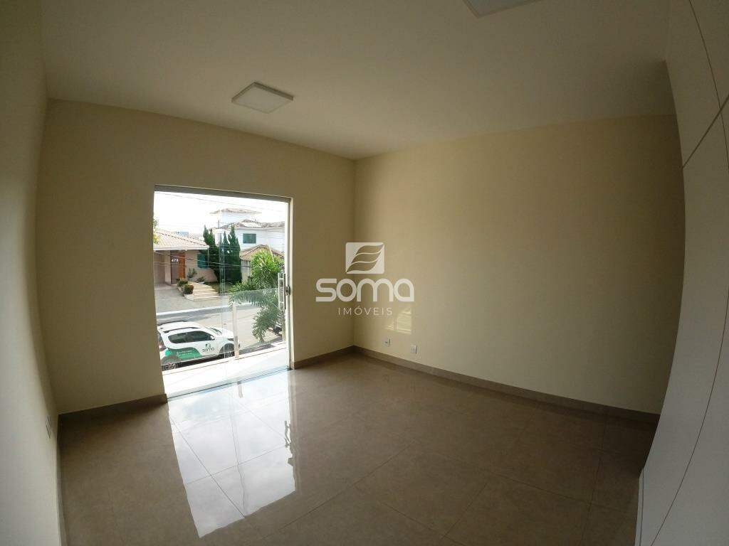 Casa em condomínio para aluguel no Rosa dos Ventos: 