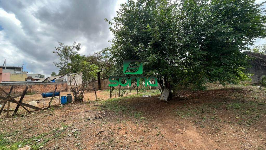 Lote à venda no Názia I: