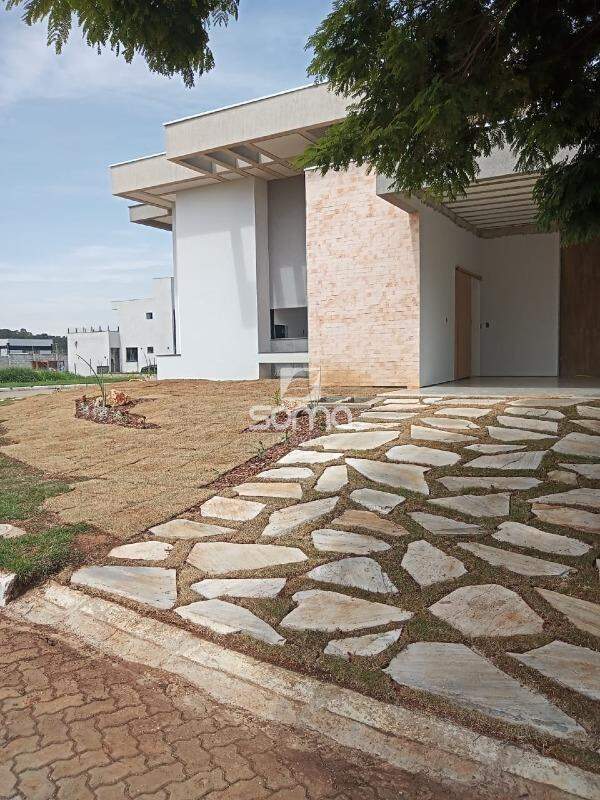 Casa em condomínio à venda no Cond. Villas Park II: