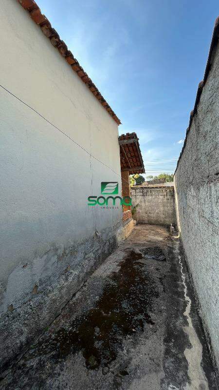 Casa à venda no Célvia: 