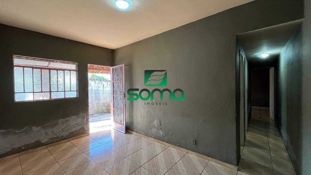 Casa à venda no Célvia: 