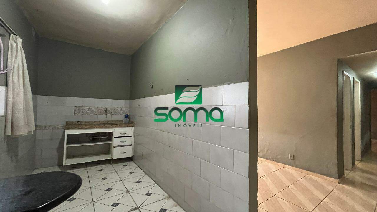 Casa à venda no Célvia: 