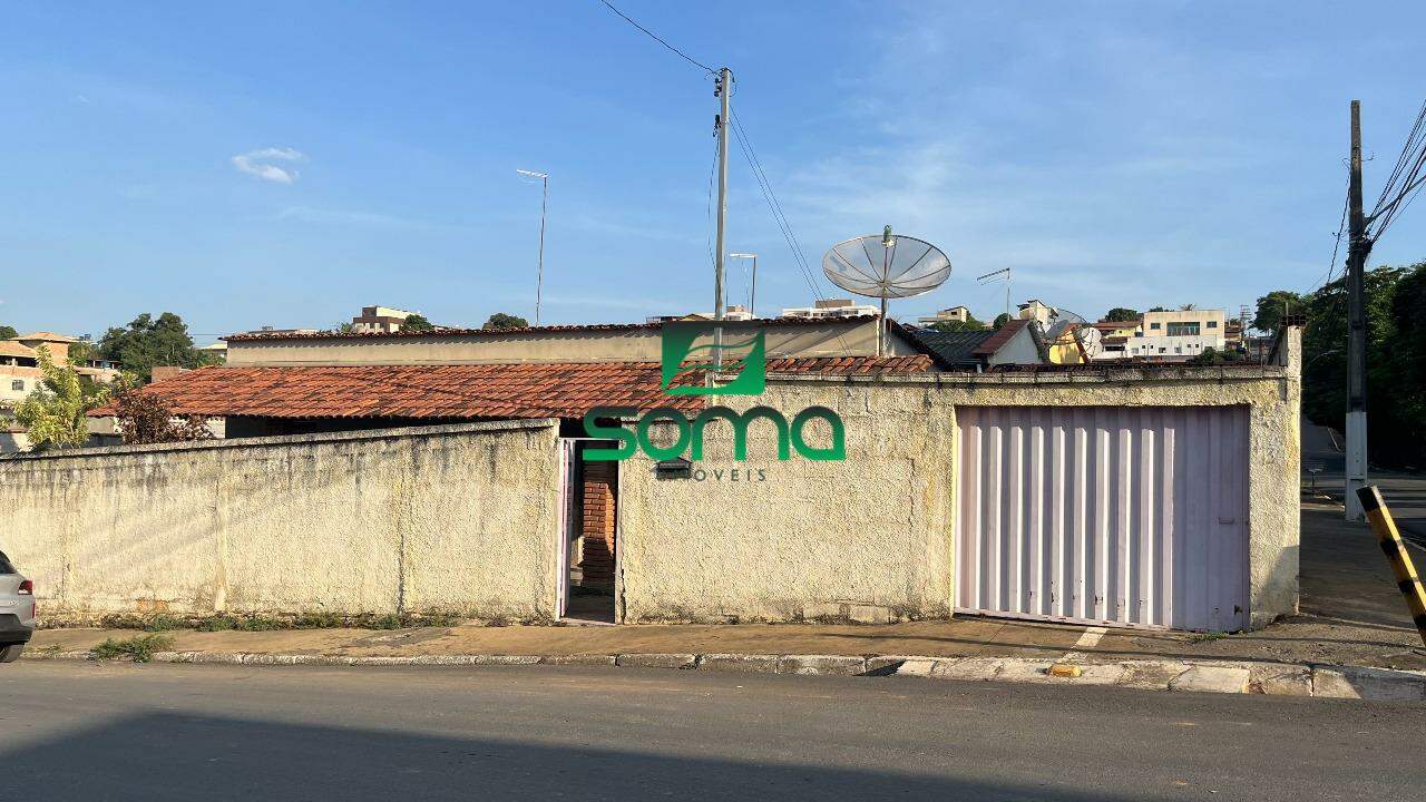 Casa à venda no Célvia: 