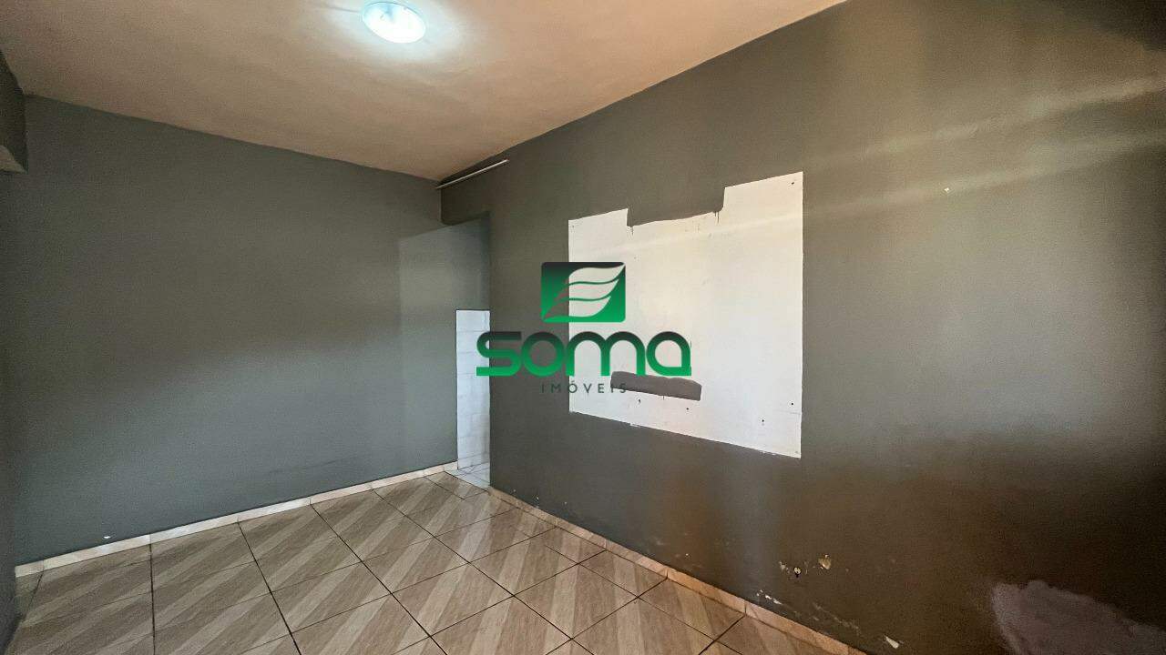 Casa à venda no Célvia: 