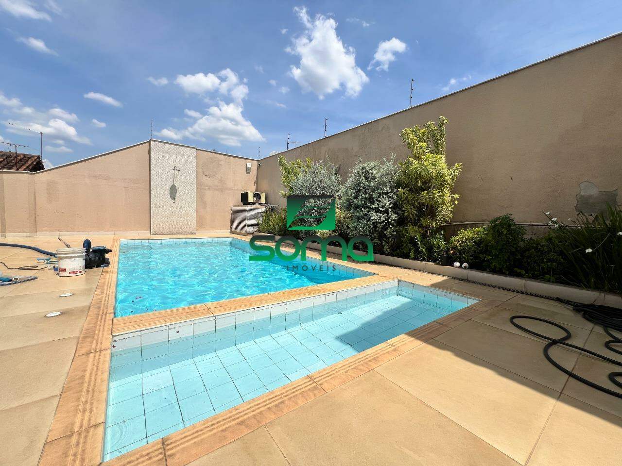 Casa à venda no Jardim Itau: 