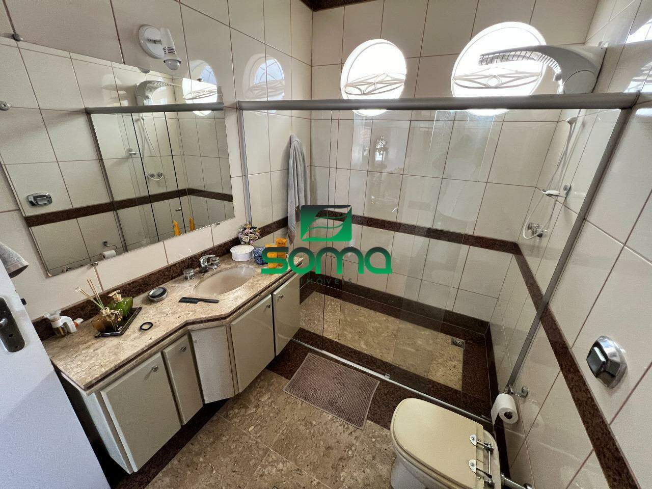 Casa à venda no Jardim Itau: 