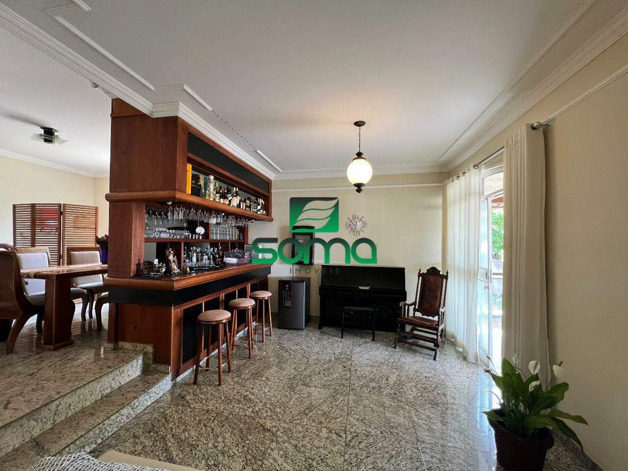 Casa à venda no Jardim Itau: 