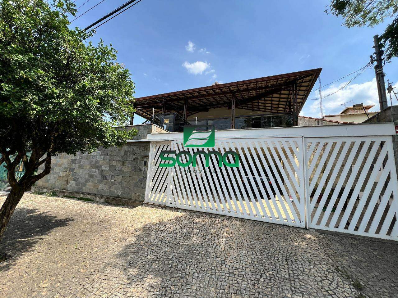 Casa à venda no Jardim Itau: 