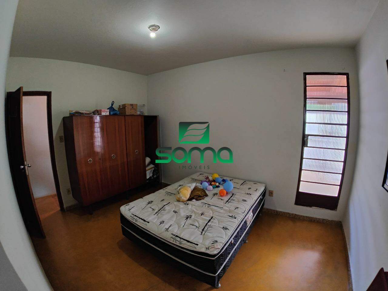 Casa à venda no Célvia: 