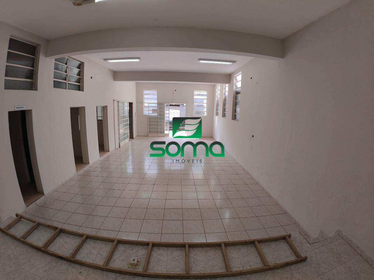 Casa à venda no Célvia: 