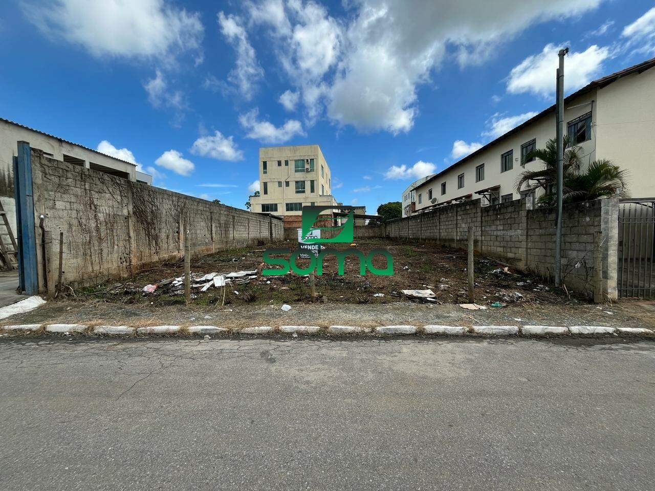 Lote à venda no Centro: