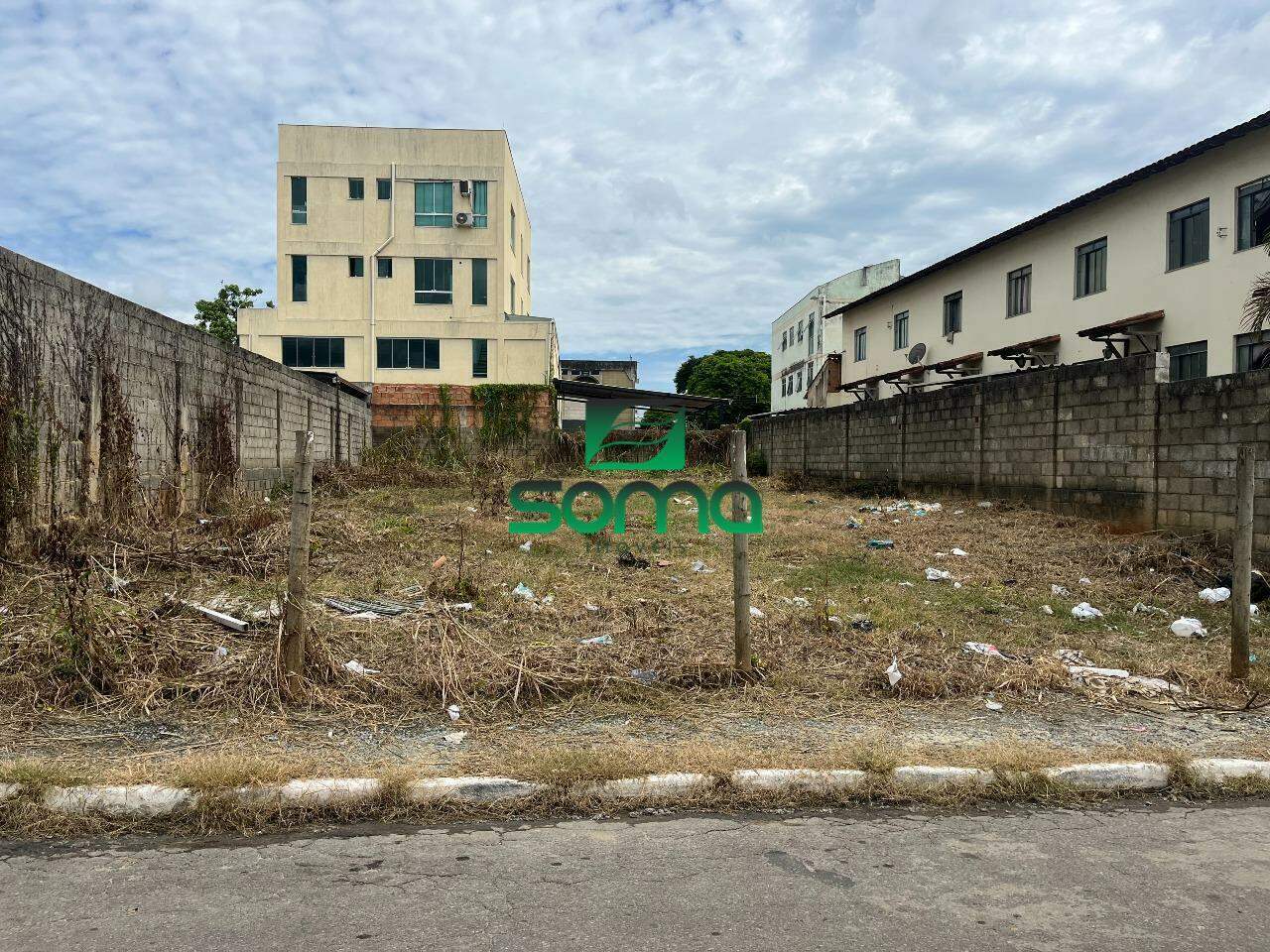 Lote à venda no Centro: