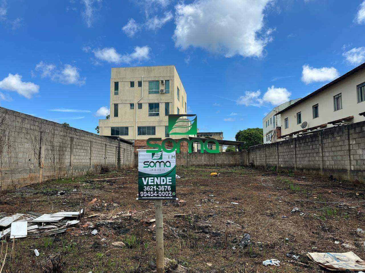 Lote à venda no Centro: