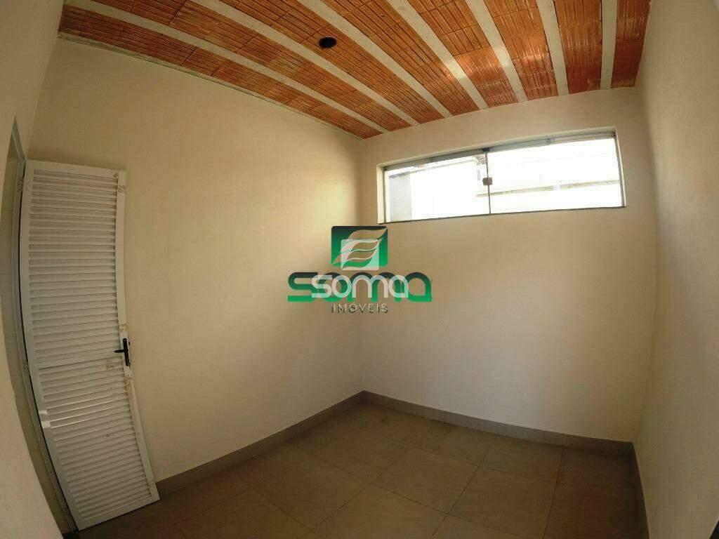Terreno / Área à venda no Santo Antônio: 