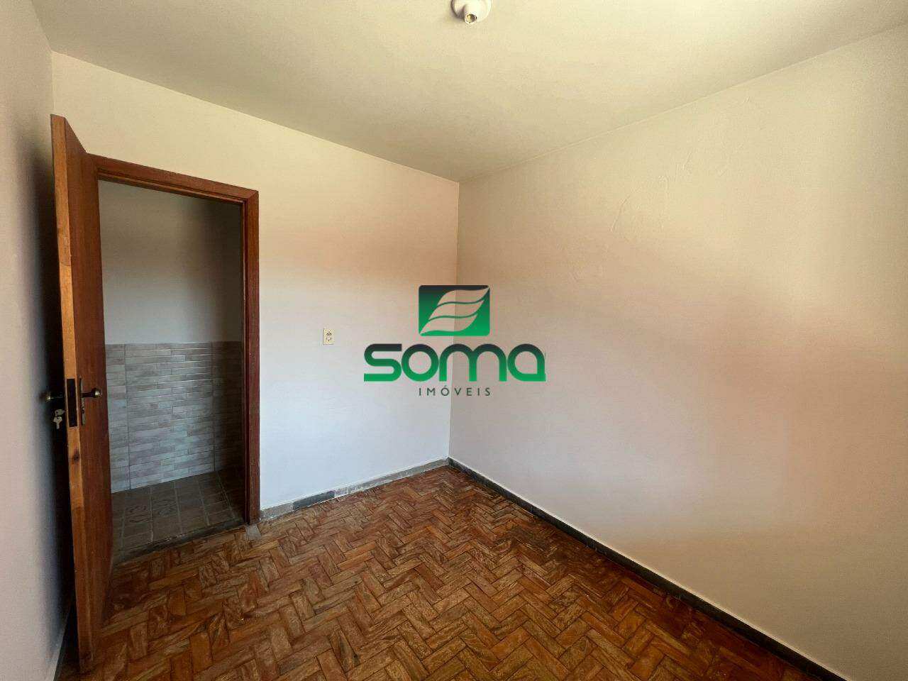 Casa à venda no Célvia: 