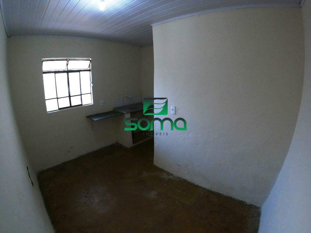 Casa à venda no Célvia: 