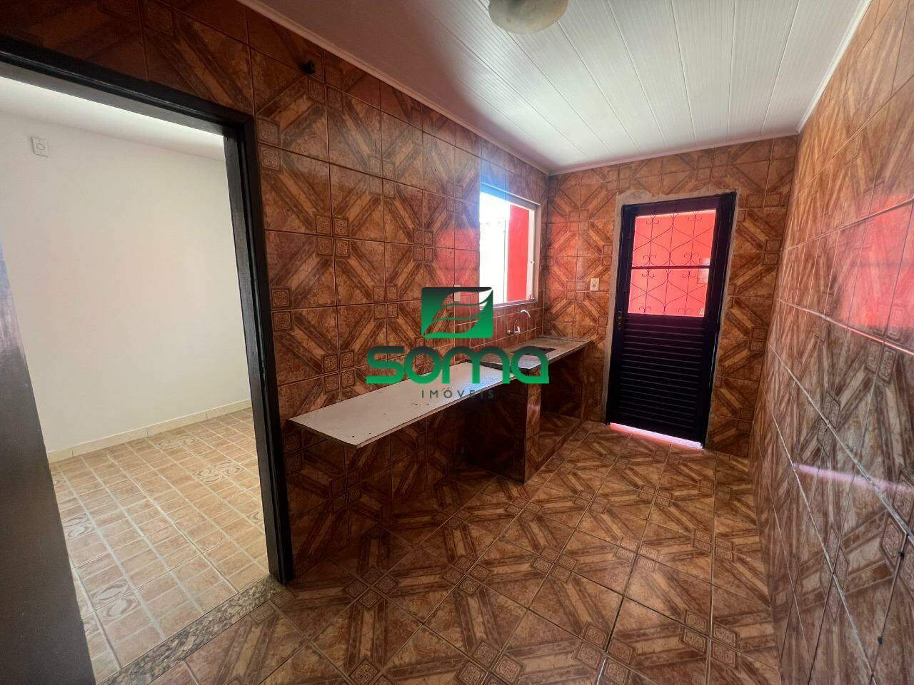 Casa à venda no Célvia: 