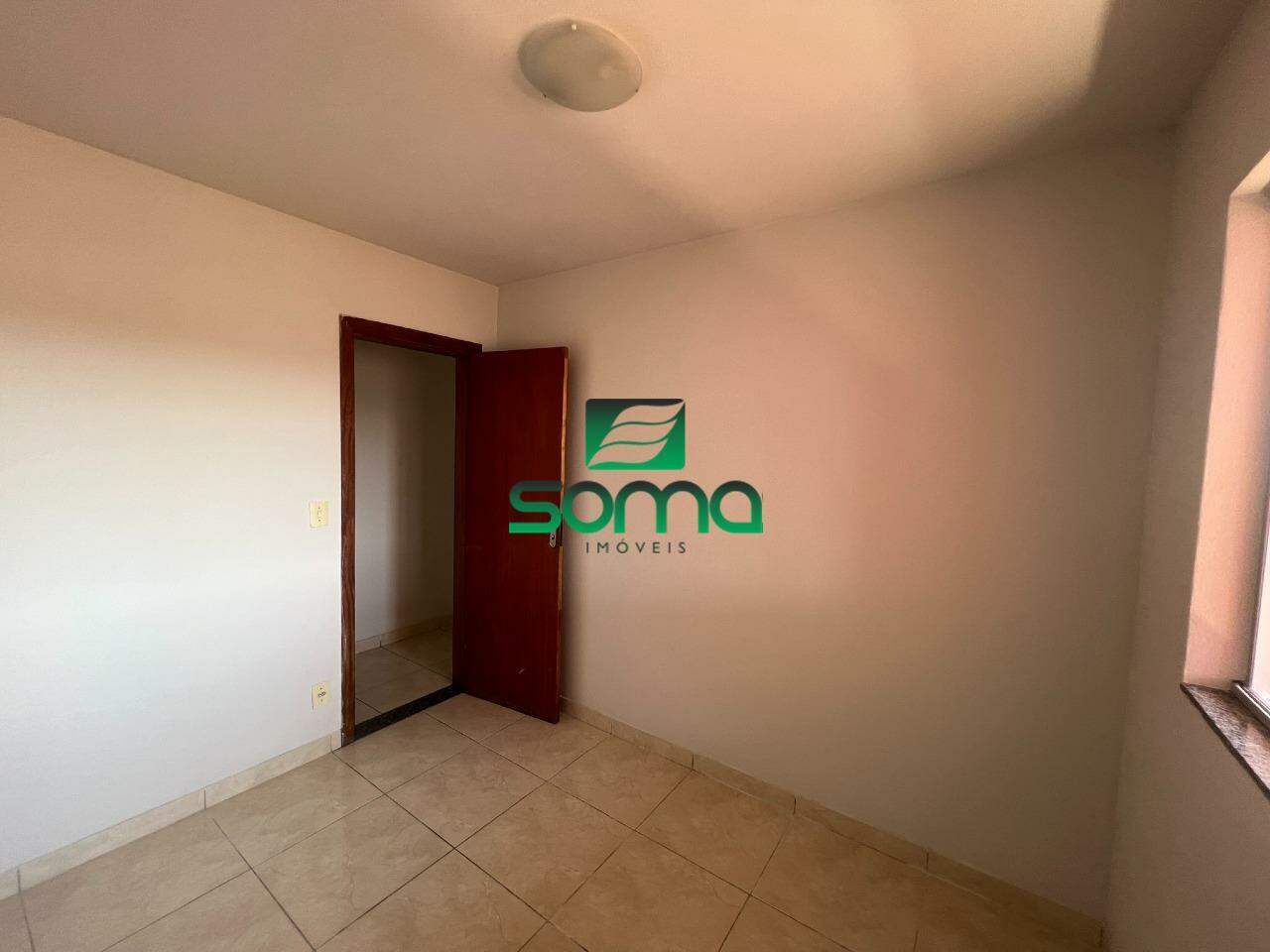 Casa à venda no Célvia: 