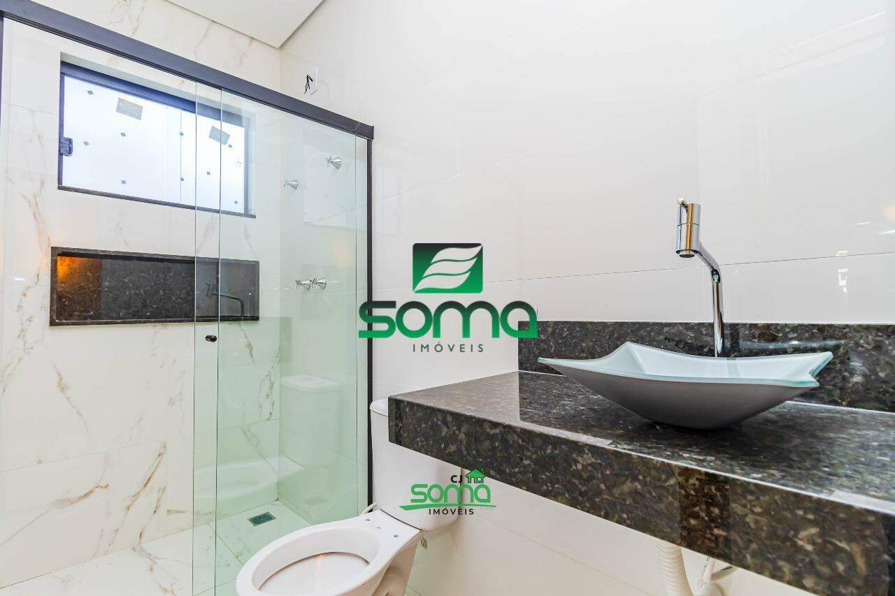 Casa Geminada à venda no Célvia: 