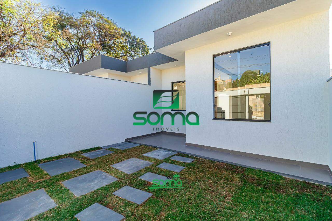 Casa Geminada à venda no Célvia: 