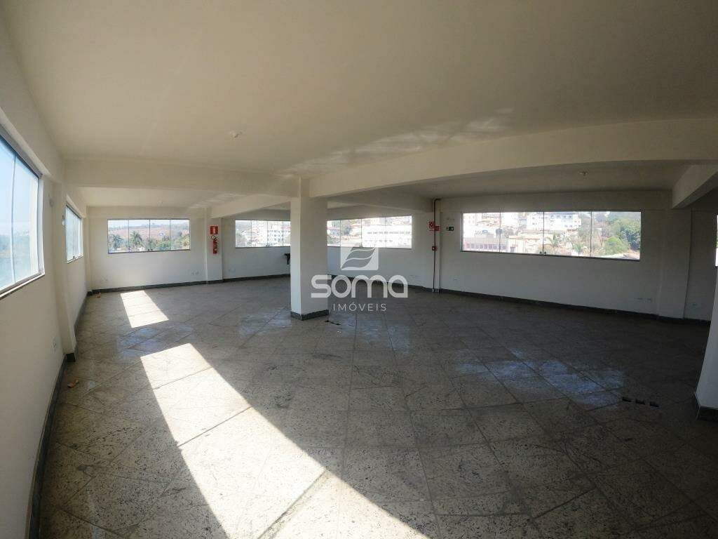 Sala para aluguel no Centro: 