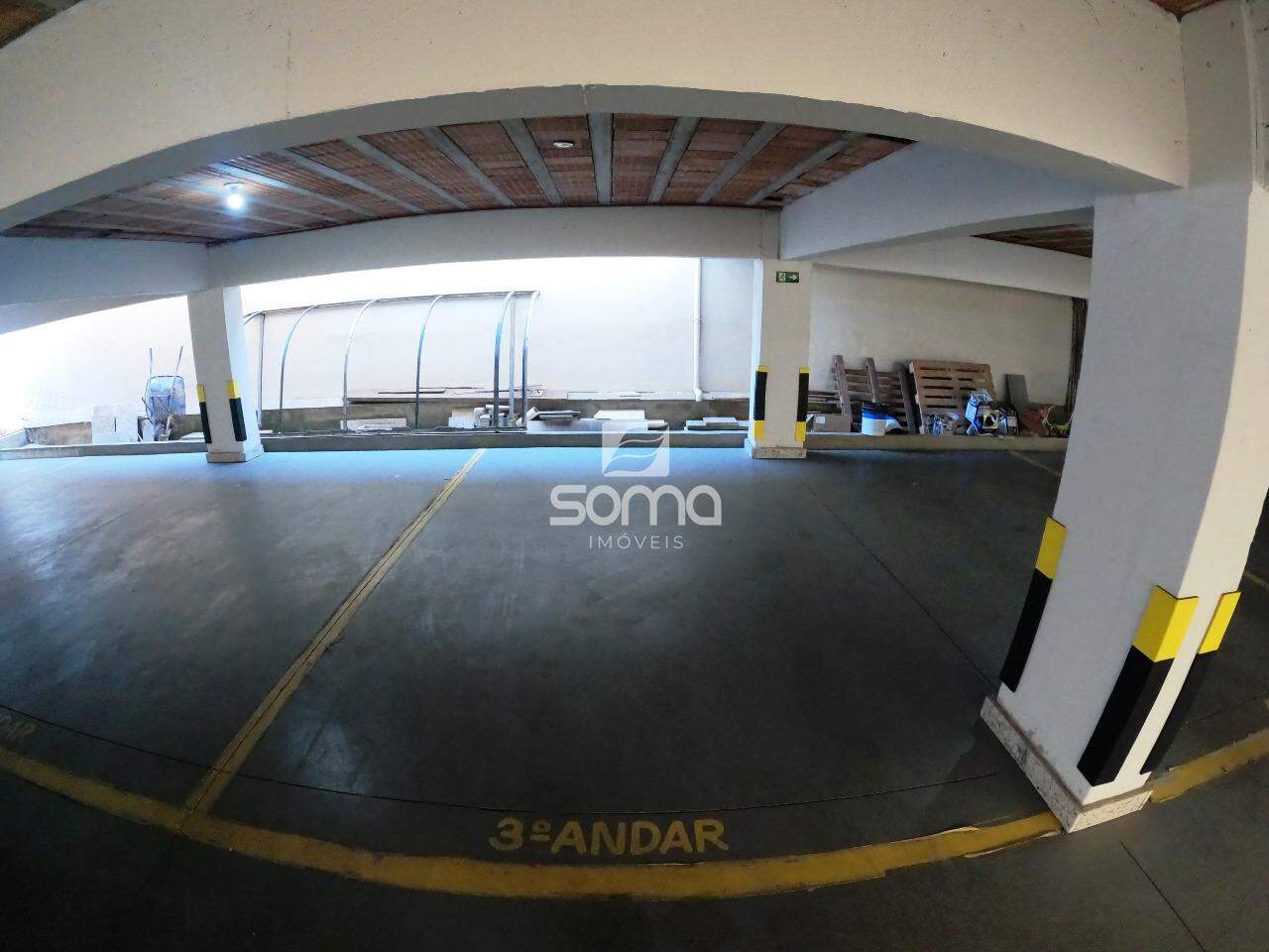 Sala para aluguel no Centro: 