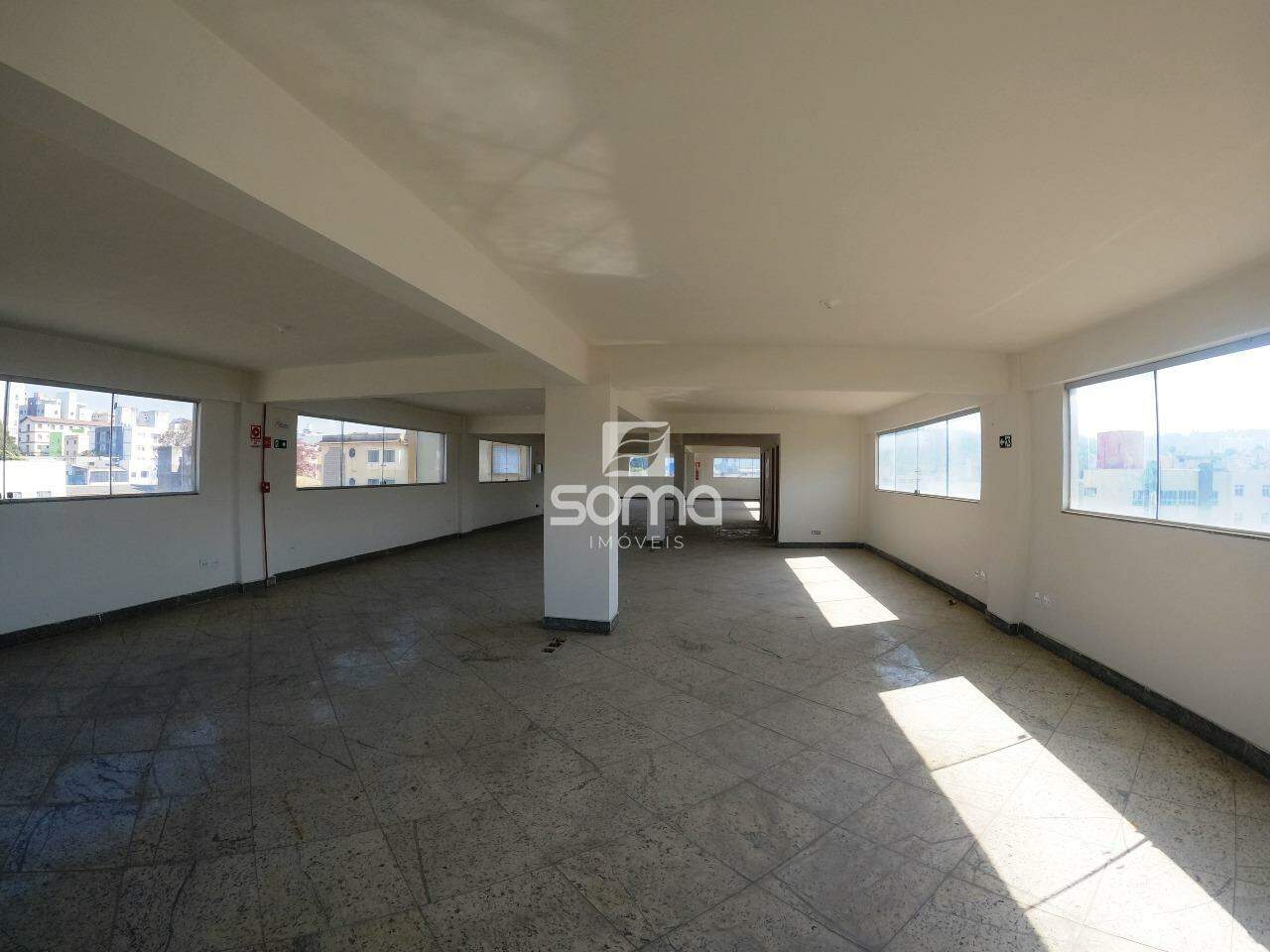 Sala para aluguel no Centro: 