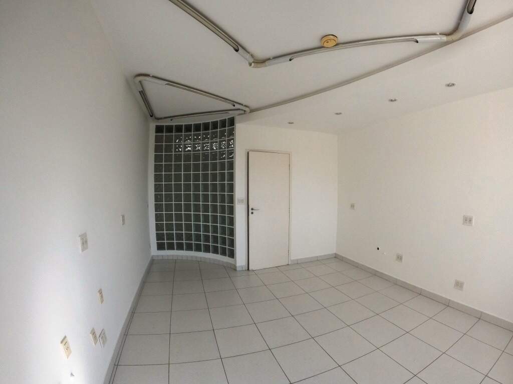 Sala para aluguel no Centro: 
