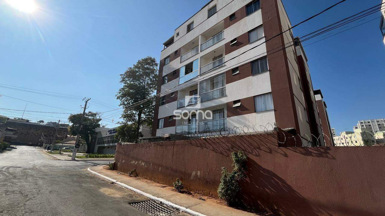 Apartamento à venda no Santa Clara B: 