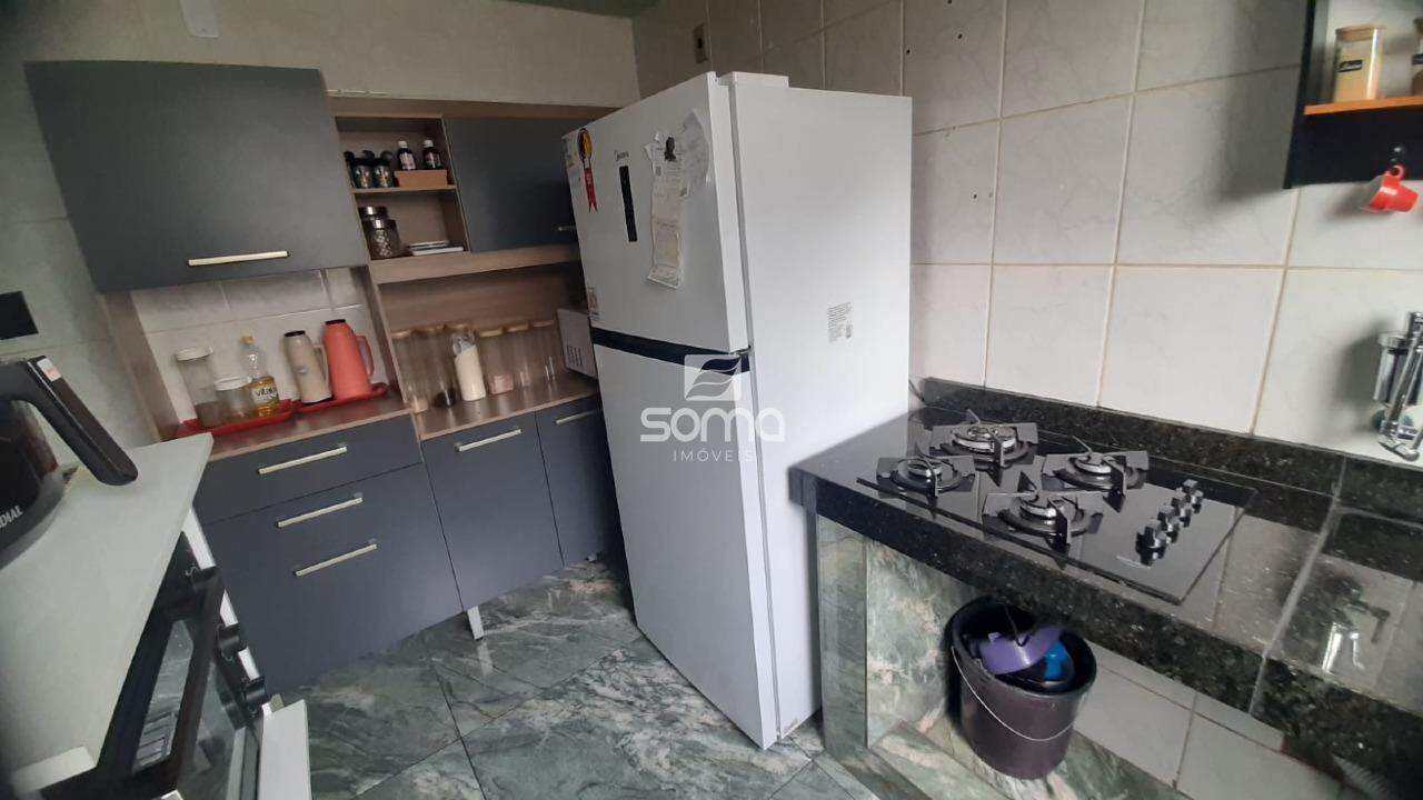 Apartamento à venda no Célvia: