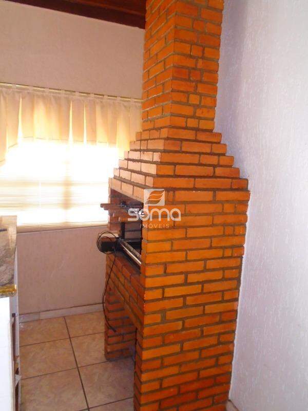 Casa à venda no Célvia: 