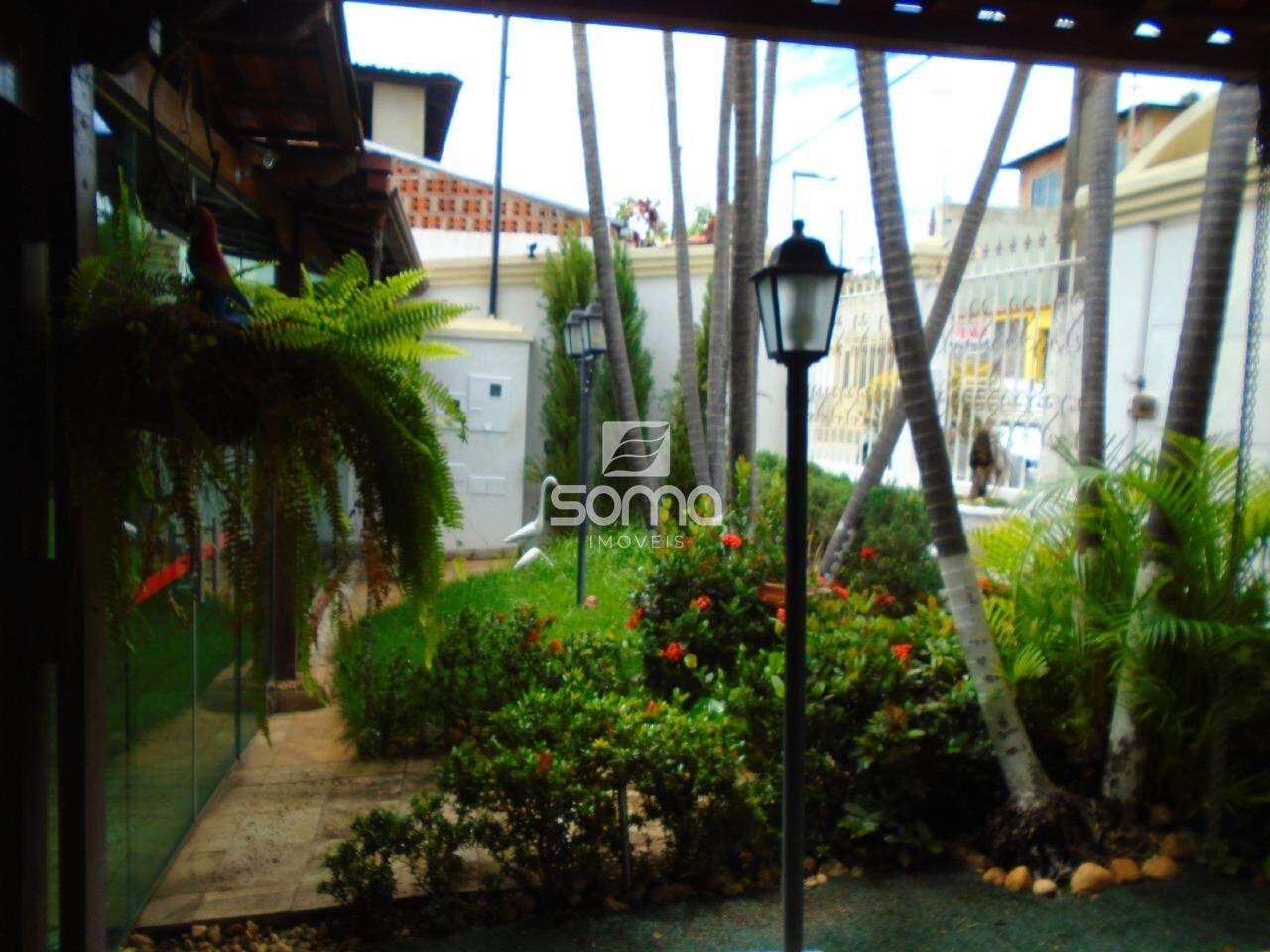 Casa à venda no Célvia: 
